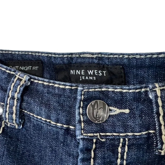 Nine West Jeans Shorts Date Night Fit 28/6 Chunky Stitching Rhinestones Bling - Picture 5 of 7